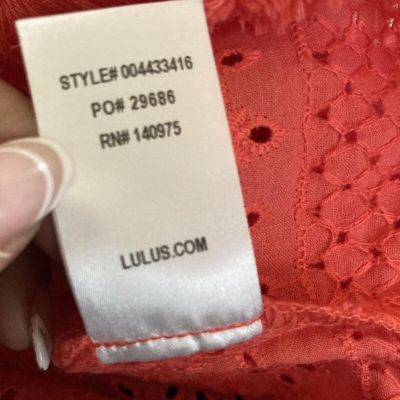 lulus Julia Coral Pink Eyelet Lace Short Sleeve Top Women’s Size‎ Medium - Picture 9 of 10
